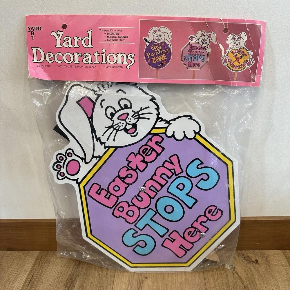 VTG NEW! 90's Plastic Yard Sign Easter Bunny‎ Stops Here Plastic Wood Stake 20"